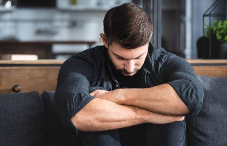 З дитинства я будувала плани для себе дорослої. Ідеалізувала своє сімейне життя, але реальність виявилася далекою від моїх очікувань.