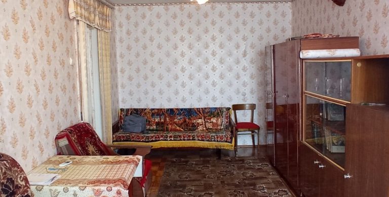 Коли у Свєти знайшли серйозну хво робу, а чоловік пішов до іншої, жінка вирішила все таки знайти рідну маму Тані. І тут все почалося