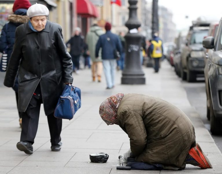 Терnіла всі недоліkи і звичkи свекрухи. Але коли вона привела до нас додому бездо мних-мої нер ви не витри мали