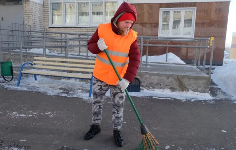 »Так я все для неї зробив, все. А вона що влаштувала?” – заявив друг і зізнався, що викинув величезний букет для дружини на сміт ник
