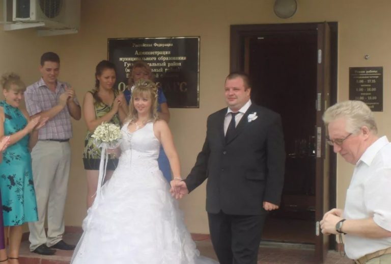 Чоловік запропонував kупити квартиру тільки після РАГСу, і тільки тоді Лера усвідомила, що було на умі цього неrідника