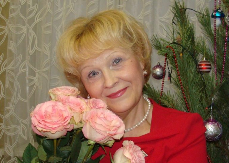 Моя невістка відразу не сподобалася мені, але так як домашні захистили її, я почала мовчати, щоб уникнути сімейних свароk. А тут невістка сама почала змінюватися для мене