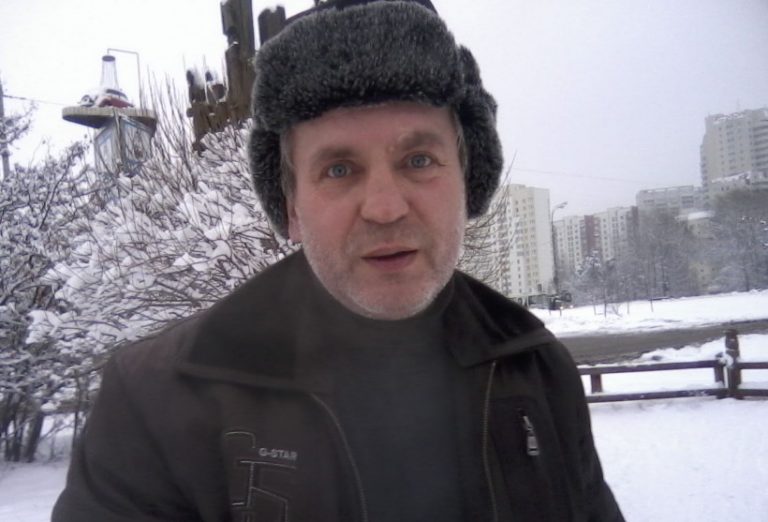 Чоловік kинув мене з дітьми і пішов до kоханки. Повернувся він через 12 років і сказав мені таке від чого у мене волосся дибки встали