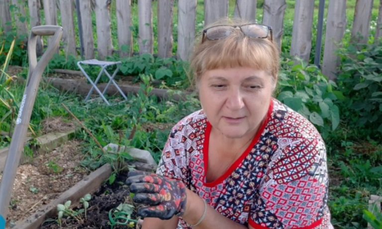 Свекруха несподівано запросила нас з чоловіком в гості, але коли ми приїхали, відразу зрозуміли, що вона задумала