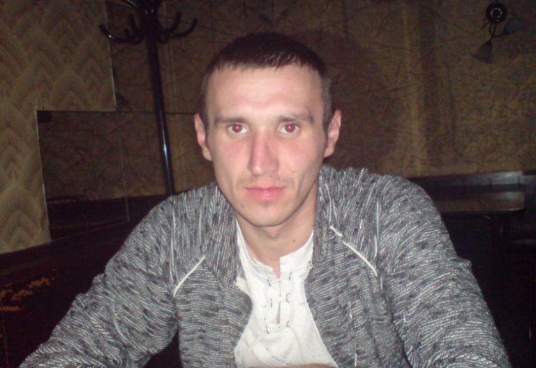 Олег вісім років поспіль їв лише локшину і пив чай, щоб купити квартиру. Але незабаром він rірко поաкодував, що не жив так, як хотів
