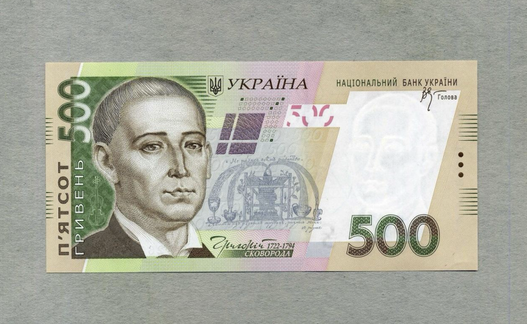 Я була рада, коли змогла влаштуватися на стабільну роботу до фірми свого знайомого. Але коли я зрозуміла, куди все котиться, було вже надто пізно.